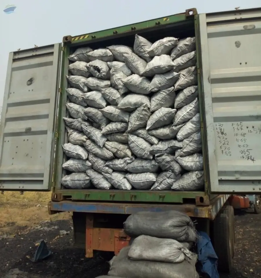 Hardwood lump charcoal